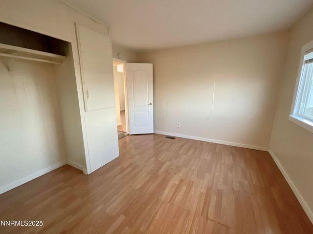 2735 Toiyabe Street, Silver Springs, NV 89429