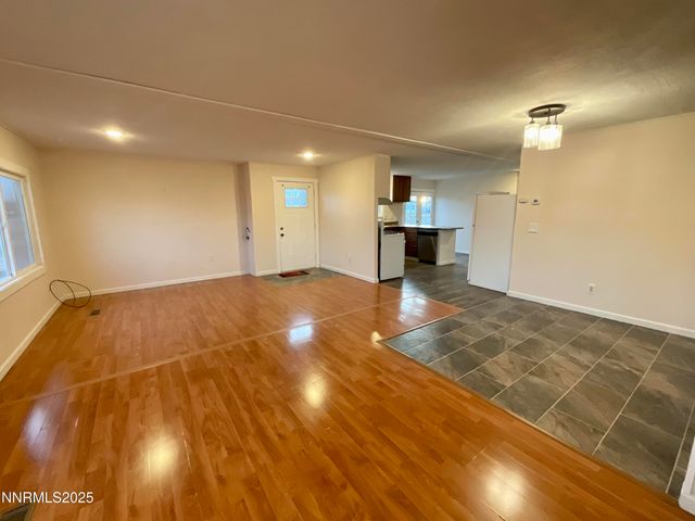 2735 Toiyabe Street, Silver Springs, NV 89429