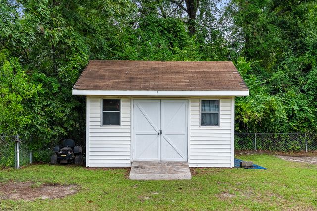 8 Arabian Court, Warrenville, SC 29851