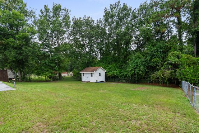 8 Arabian Court, Warrenville, SC 29851