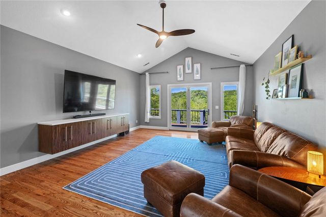 13600 Gooseberry Road, Bentonville, AR 72712