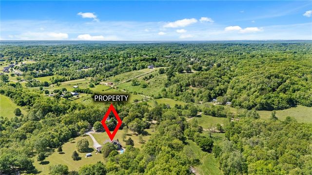 13600 Gooseberry Road, Bentonville, AR 72712