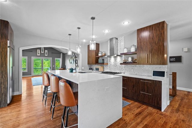 13600 Gooseberry Road, Bentonville, AR 72712
