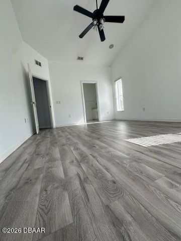 12 Zorlou Court, Palm Coast, FL 32164