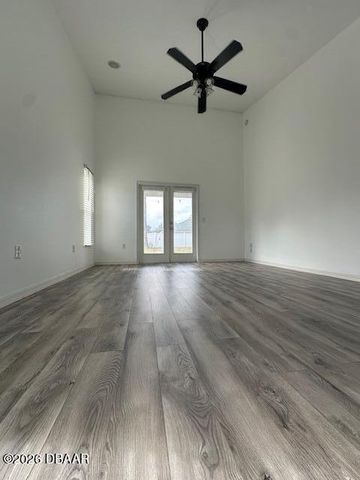 12 Zorlou Court, Palm Coast, FL 32164