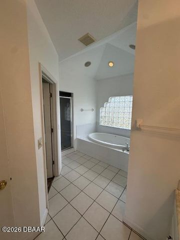 12 Zorlou Court, Palm Coast, FL 32164