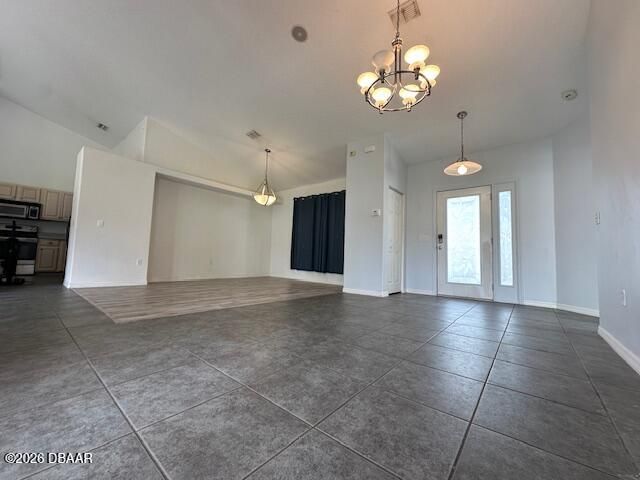 12 Zorlou Court, Palm Coast, FL 32164