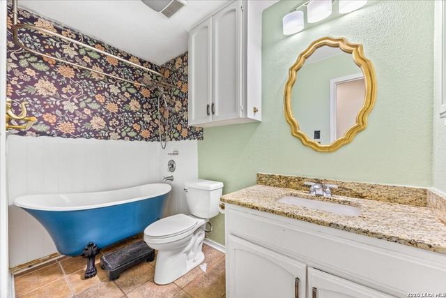 13611 BELL DR, San Antonio, TX 78217