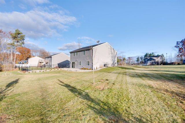 1309 Waterpoint Court, Whitehall, MI 49461