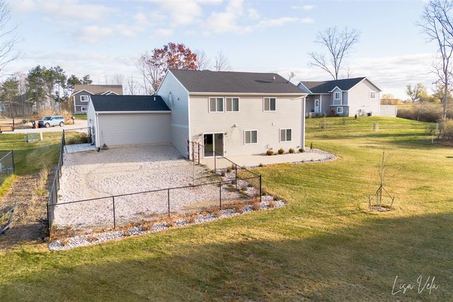 1309 Waterpoint Court, Whitehall, MI 49461
