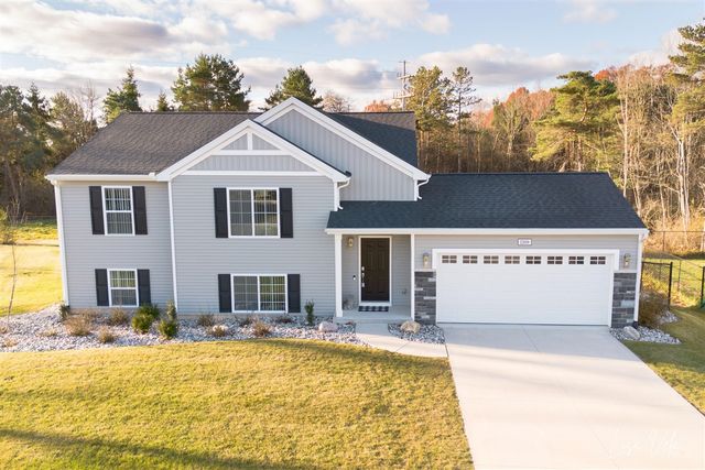 1309 Waterpoint Court, Whitehall, MI 49461