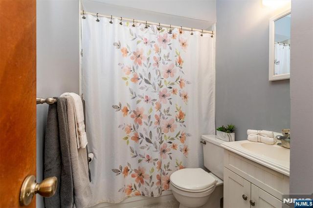 144 Redwood Avenue, Wayne, NJ 07470