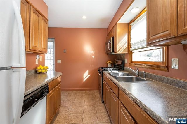 144 Redwood Avenue, Wayne, NJ 07470