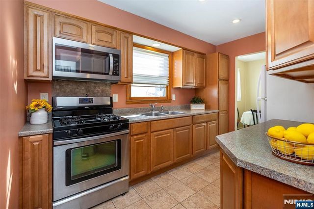 144 Redwood Avenue, Wayne, NJ 07470