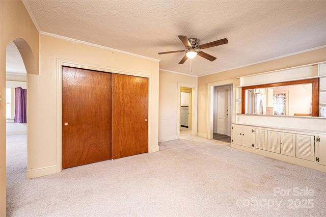 538 Salisbury Road, Statesville, NC 28677