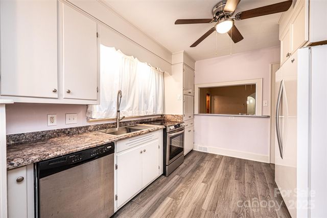 538 Salisbury Road, Statesville, NC 28677