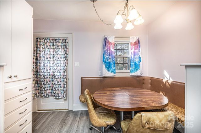 538 Salisbury Road, Statesville, NC 28677