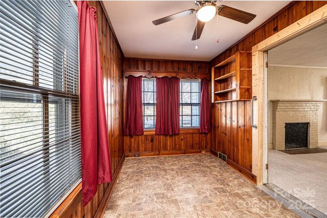 538 Salisbury Road, Statesville, NC 28677