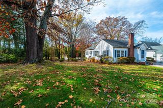 538 Salisbury Road, Statesville, NC 28677