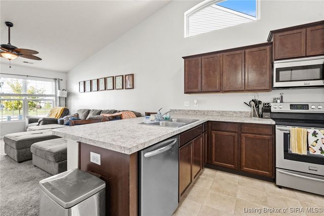 3902 Wheat Avenue, Jeffersonville, IN 47130