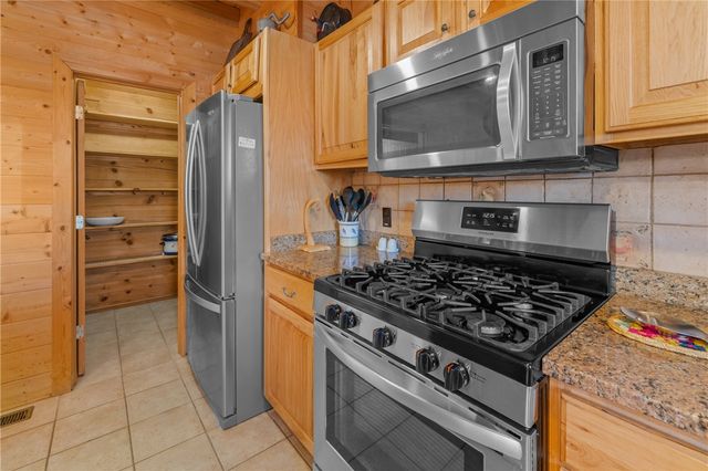 109 Deer Laurel Way, Salem, SC 29676