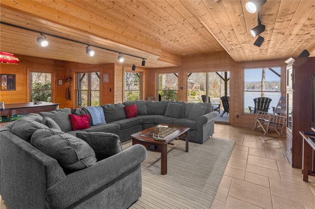 109 Deer Laurel Way, Salem, SC 29676