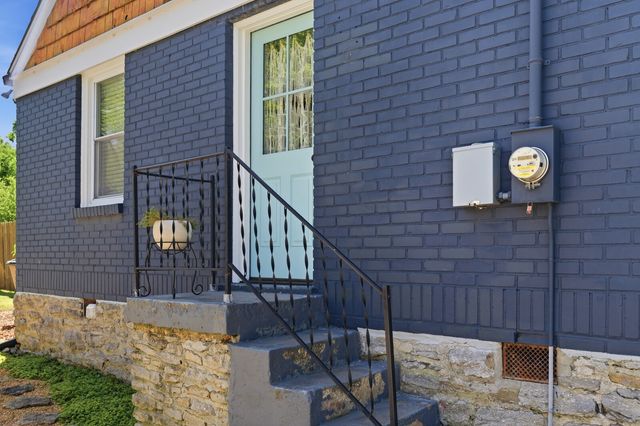 1703 Riverside Dr, Nashville, TN 37216