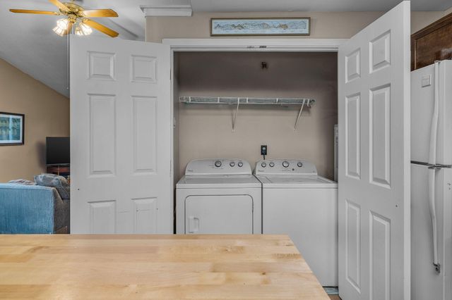 3248 SW Salmon Avenue, Redmond, OR 97756