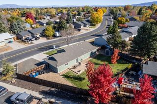 3248 SW Salmon Avenue, Redmond, OR 97756