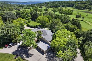 880 Windsor DRIVE #J3, Fontana, WI 53125