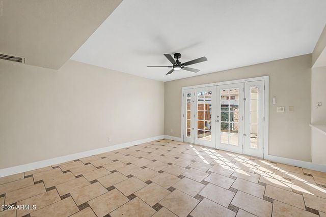 1605 W HAZELWOOD Street, Phoenix, AZ 85015