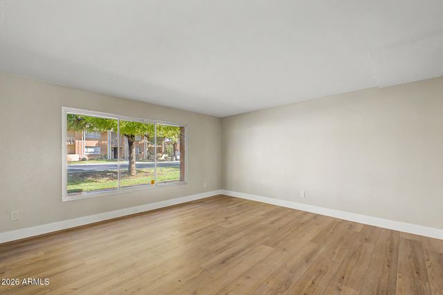 1605 W HAZELWOOD Street, Phoenix, AZ 85015