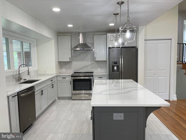 9913 POMONA DR, Bethesda, MD 20817
