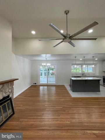 9913 POMONA DR, Bethesda, MD 20817