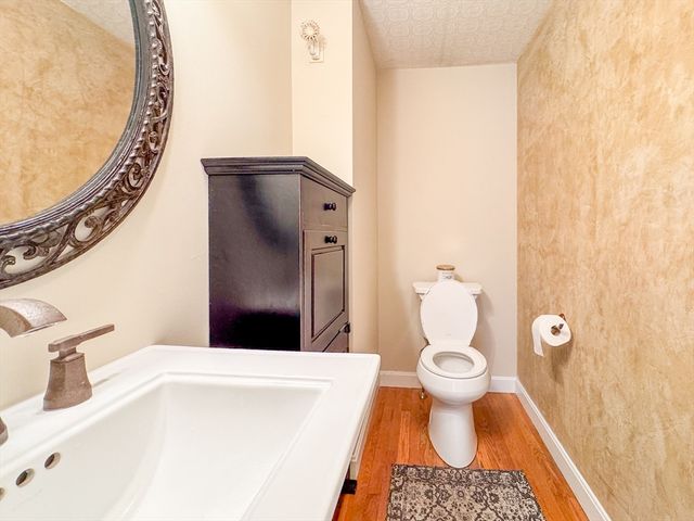 114 Graham Hill Dr, Hanover, MA 02339