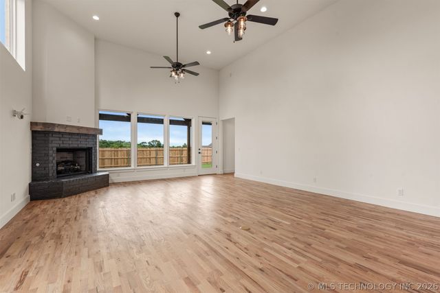 2402 E Northampton Street, Broken Arrow, OK 74014