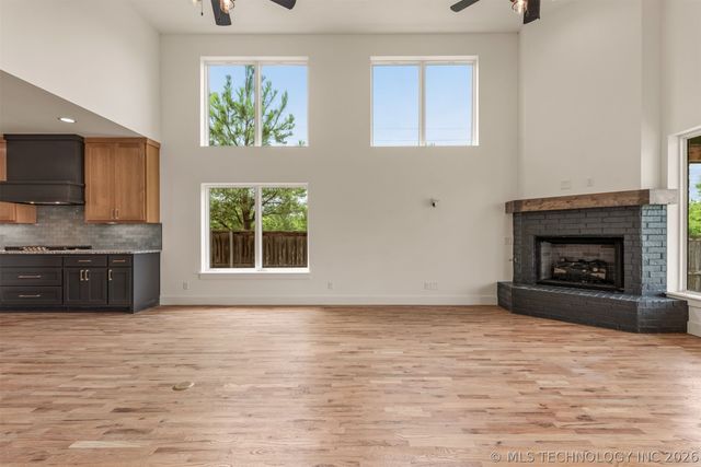 2402 E Northampton Street, Broken Arrow, OK 74014