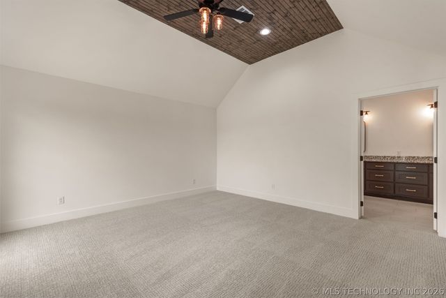 2402 E Northampton Street, Broken Arrow, OK 74014