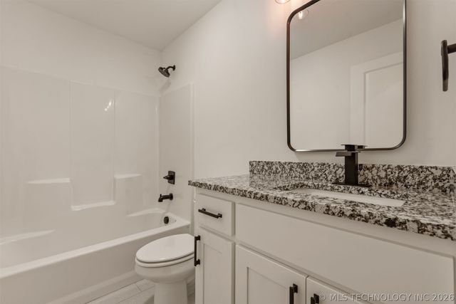2402 E Northampton Street, Broken Arrow, OK 74014