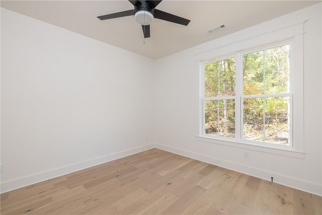 9 Cockerham Lane, Bella Vista, AR 72714