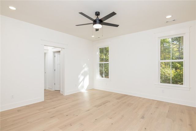 9 Cockerham Lane, Bella Vista, AR 72714