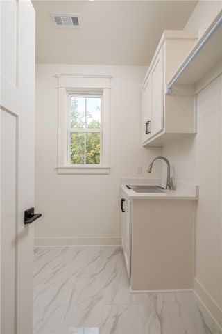 9 Cockerham Lane, Bella Vista, AR 72714