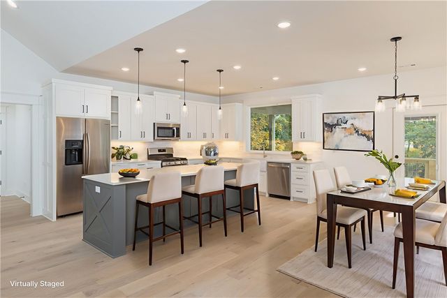 9 Cockerham Lane, Bella Vista, AR 72714