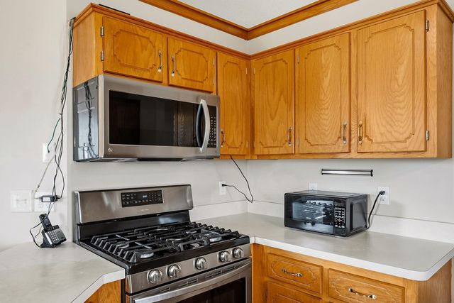 5785 Yucca Lane N, Plymouth, MN 55446