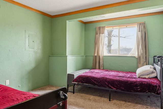 5785 Yucca Lane N, Plymouth, MN 55446