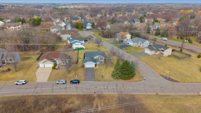 5785 Yucca Lane N, Plymouth, MN 55446