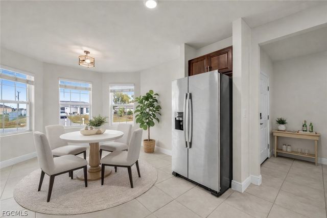 322 NE 20th TER, Cape Coral, FL 33909