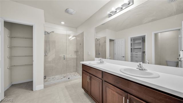 322 NE 20th TER, Cape Coral, FL 33909