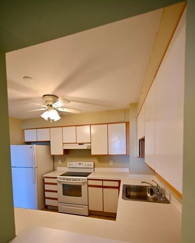 30 Chelsea St 804, Everett, MA 02149