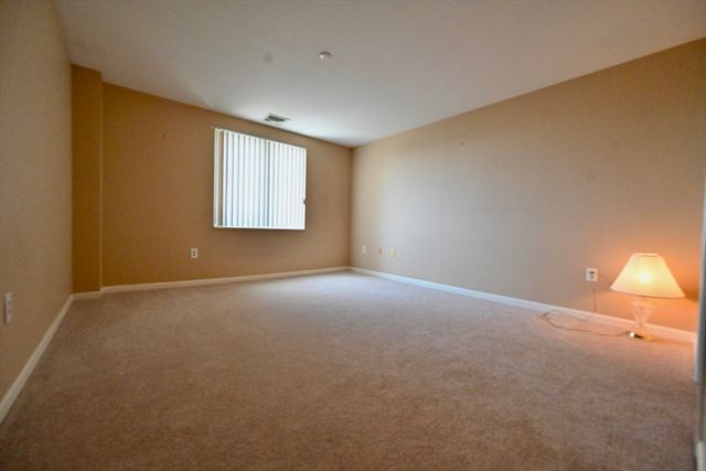 30 Chelsea St 804, Everett, MA 02149